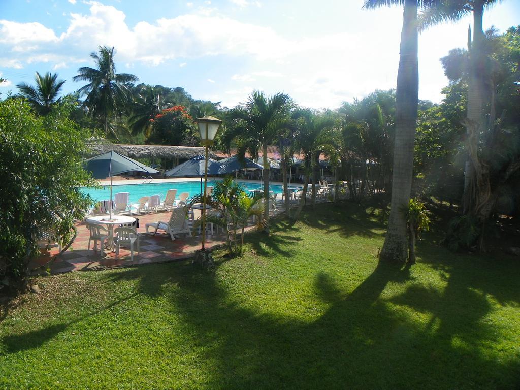 Hotel Hacienda El Diamante Villeta Exterior photo